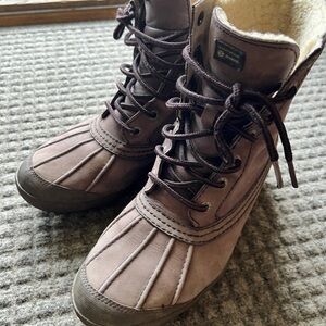 Ugg Waterproof Snow Boots Size 9